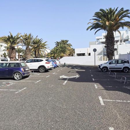 Calypso, Apartamento Completo Con Vistas Al Mar Y A La Piscina En Costa Teguise Bagian luar foto