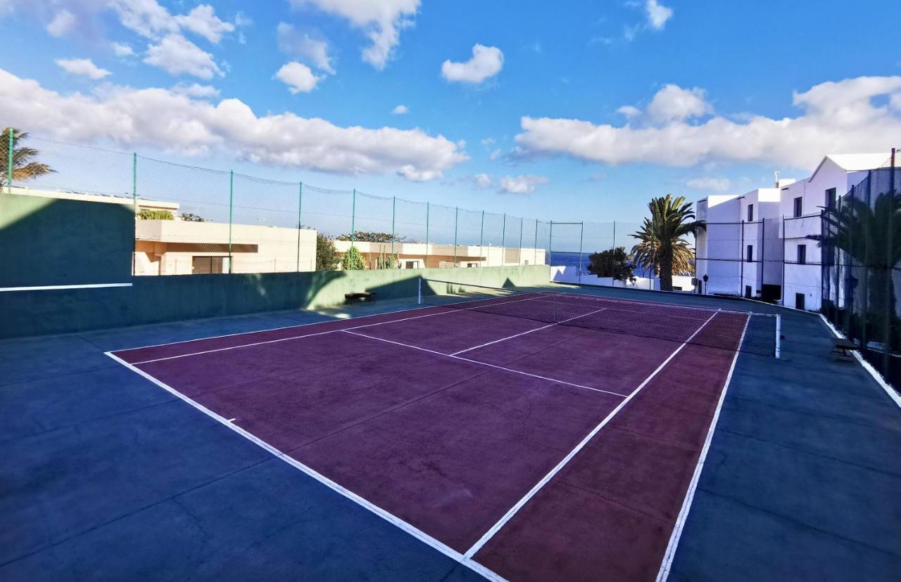 Calypso, Apartamento Completo Con Vistas Al Mar Y A La Piscina En Costa Teguise Bagian luar foto