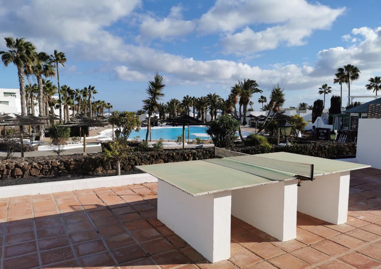 Calypso, Apartamento Completo Con Vistas Al Mar Y A La Piscina En Costa Teguise Bagian luar foto