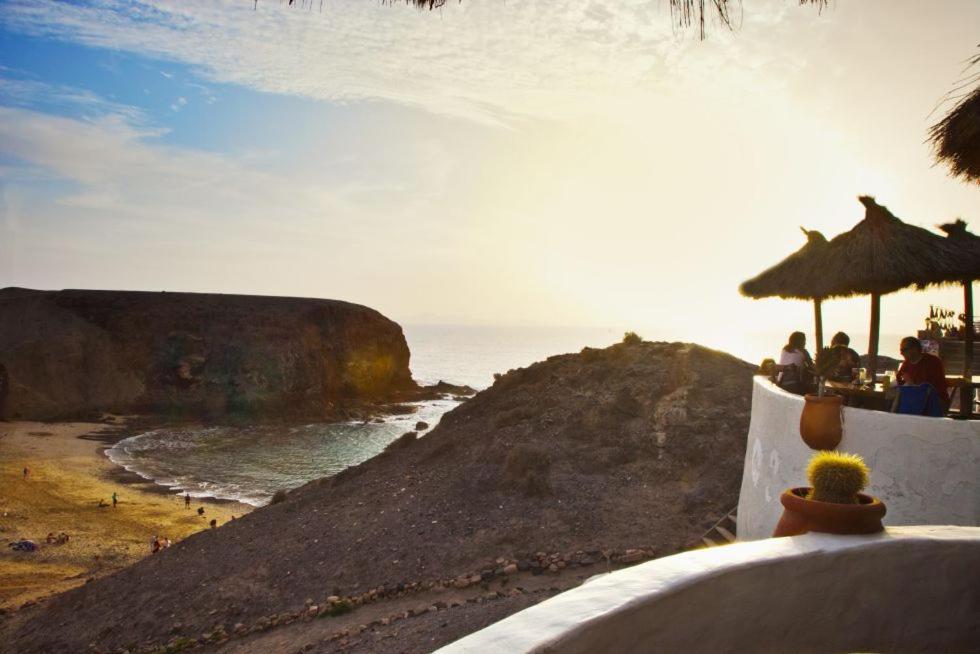 Calypso, Apartamento Completo Con Vistas Al Mar Y A La Piscina En Costa Teguise Bagian luar foto