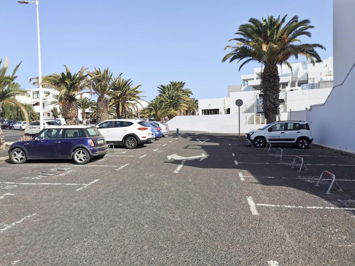 Calypso, Apartamento Completo Con Vistas Al Mar Y A La Piscina En Costa Teguise Bagian luar foto